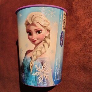 Disney's Frozen Elsa Anna Plastic 16 oz Cup Snow Queen Collectible